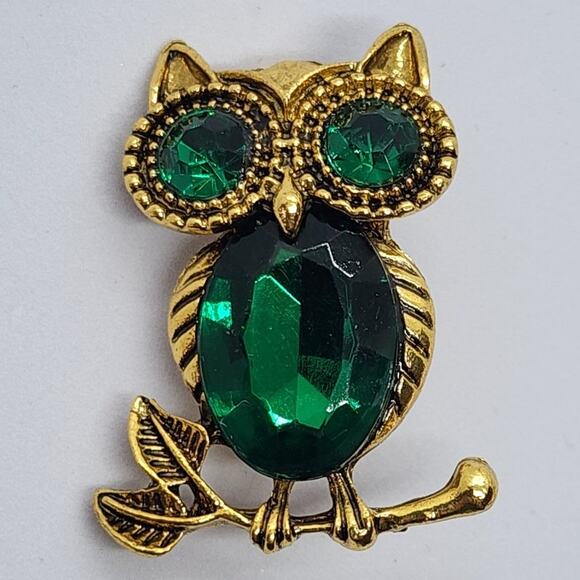 Owl Brooch Glass Faux Jewels Green on Gold Tone Metal Smaller Size Sweet - Picture 3 of 4
